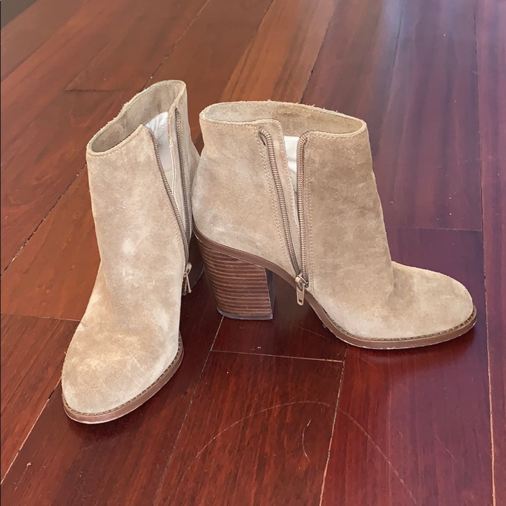 Sole society tan suede booties